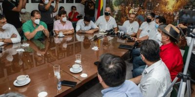 POL-F2-ACUERDO-POLITICOS-ARCHIVO-696x385