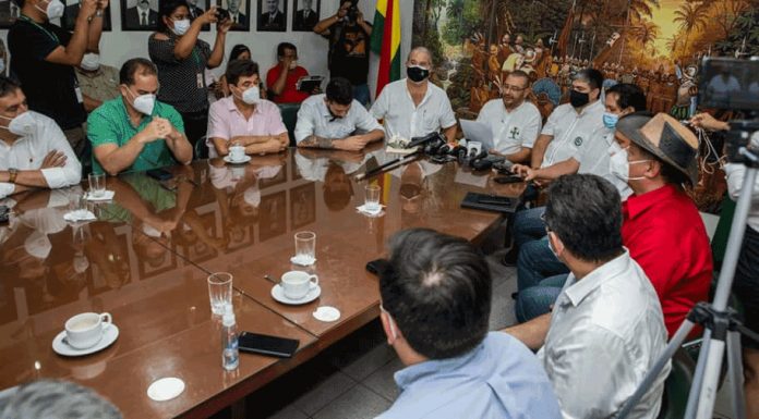 POL-F2-ACUERDO-POLITICOS-ARCHIVO-696x385