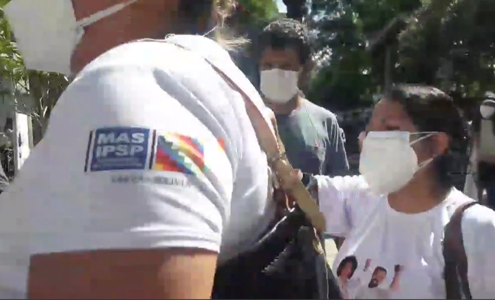 militanes del mas en Tarija